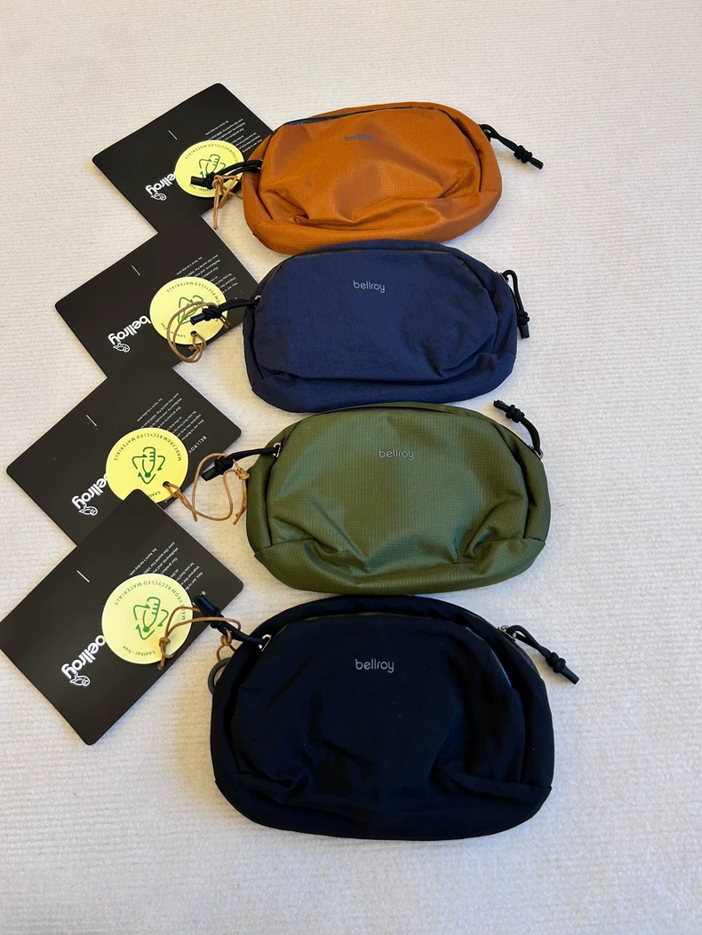 Tech Accessories Travel Organizer Pouch - Bellroy Venture Pouch 1.5L Tech Organizer